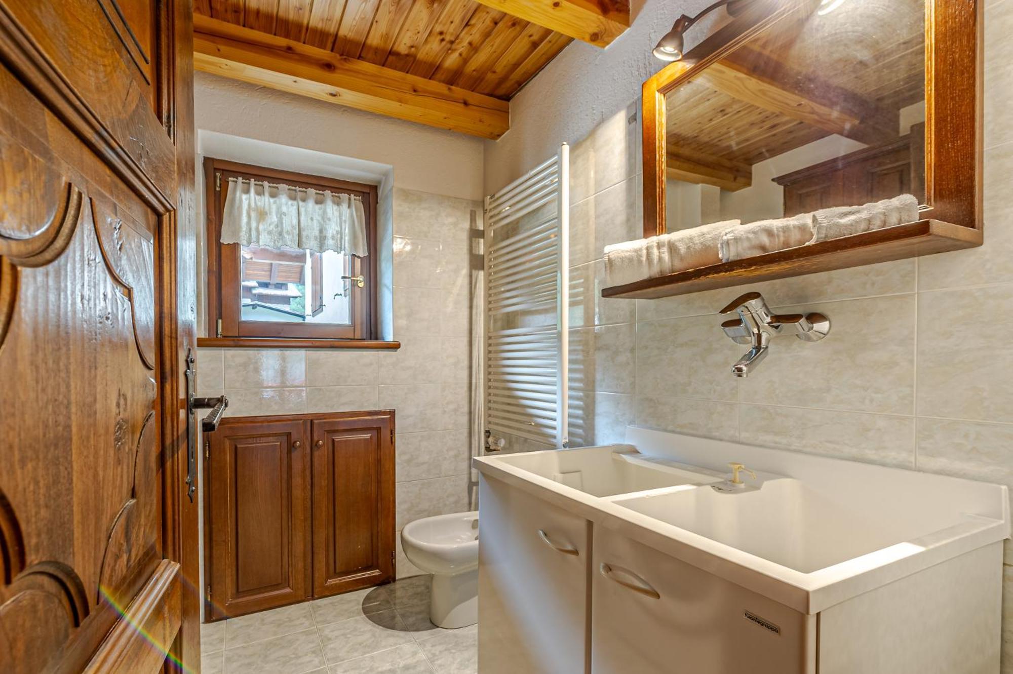Appartamento Casa Beatrice - Wifi, Parcheggio E Vista Montagna - Cour 0231 Courmayeur Esterno foto